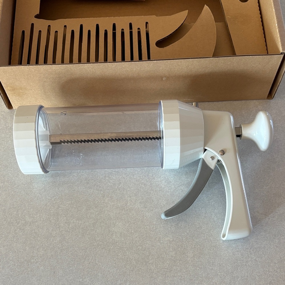 Pampered Chef Cookie Press Like New Condition - Picture 4 of 10